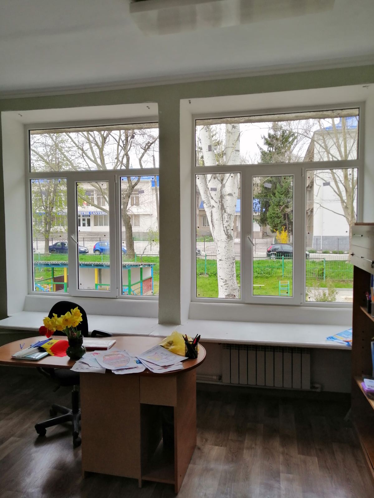 Aducem sincere mulțumiri Primăriei Chișinău, Dgets, DETS Botanica pentru investiția făcută la schimbarea a 15 geamuri în Instituția noastră.